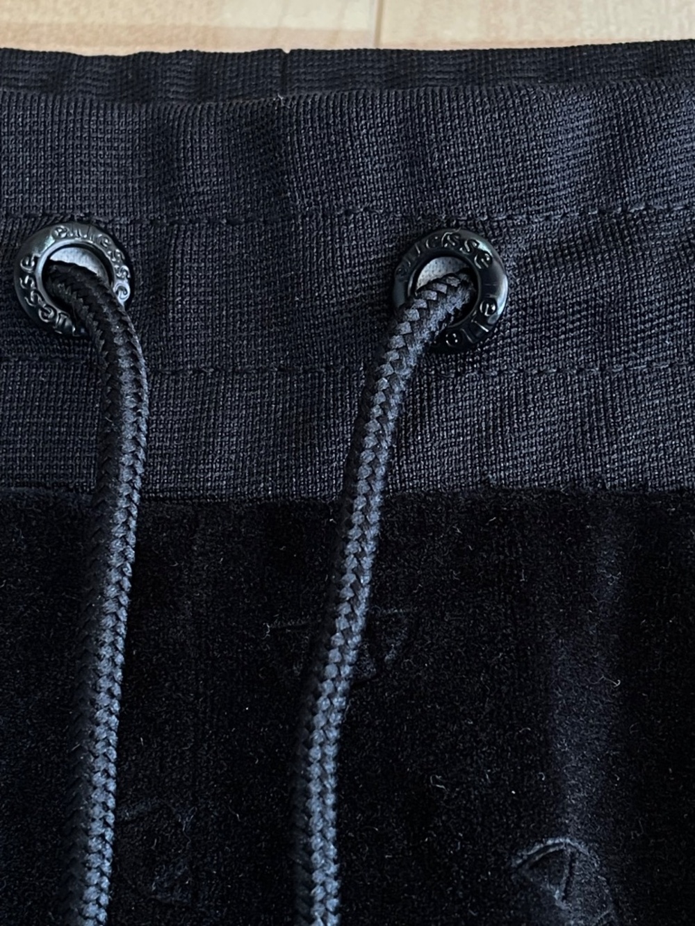Rare Ellesse Black Velour Track Pants with Logo Patch Y2K - Picture 9 of 10